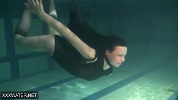 Swimming Pool Underwater Erotic Beauty Irina Polcharova free video