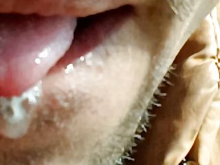 Sperm Condom Case Promo Ko Munh Mein Dalkar Lips Mein Lagaya free video