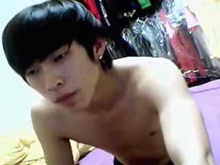 Cute Asian Twink Strip & Wank On Webcam (4'55') free video